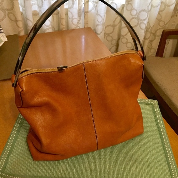 Adrienne Vittadini tan purse - Picture 2 of 8